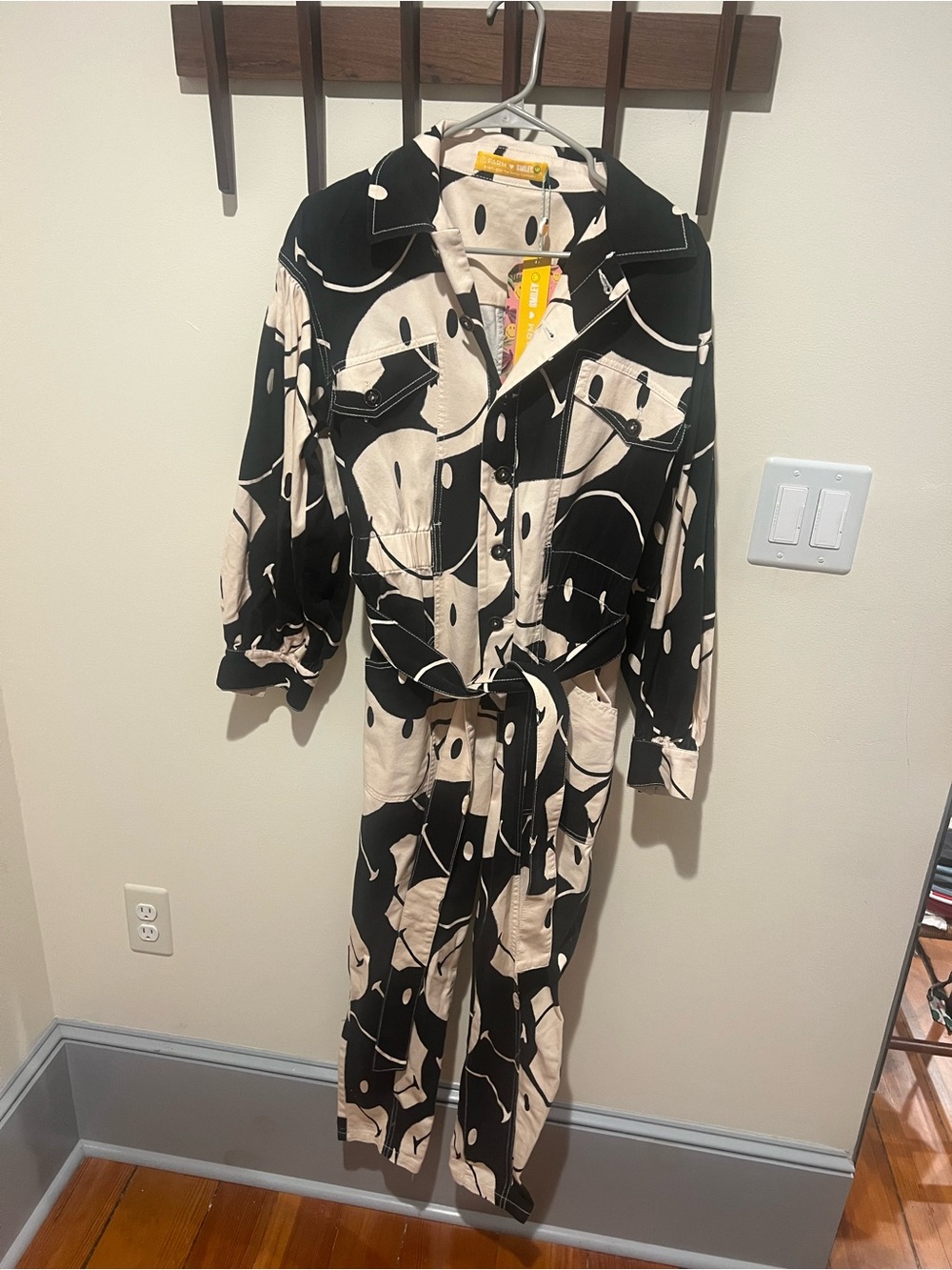 Farm Rio x Smiley Jumpsuit - Picture 6 of 7